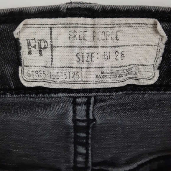 Free People Knee Distressed Skinny Jeans - Picture 9 of 10